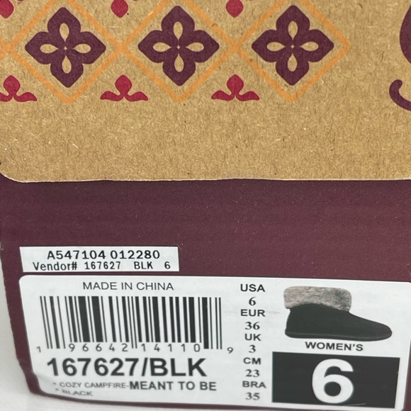 NIB Skechers Cozy Campfire Fur Meant To Be Slippers Boots Rubber Soles Size 6 - Picture 9 of 11